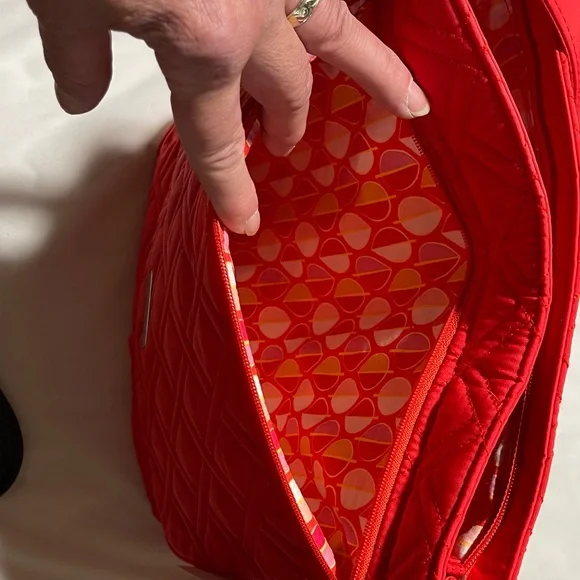 Vera Bradley Vibrant Red Quilted Crossbody Bag - Picture 5 of 8